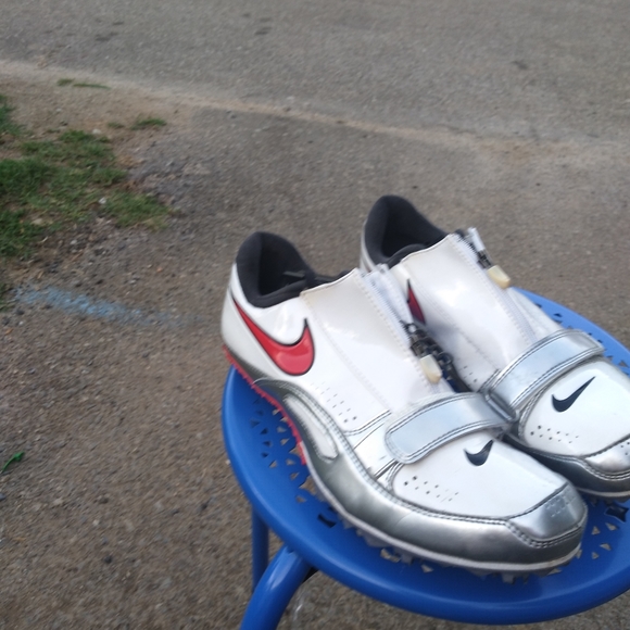 Women's cleats - Picture 4 of 8